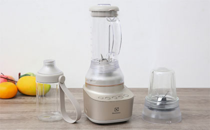 upload/images/san-pham/anh-dai-dien/may-xay-sinh-to-da-nang-electrolux-e7cb1-86sm.jpg