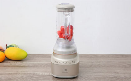 upload/images/san-pham/anh-dai-dien/may-xay-sinh-to-da-nang-electrolux-e7cb1-86sm.jpg