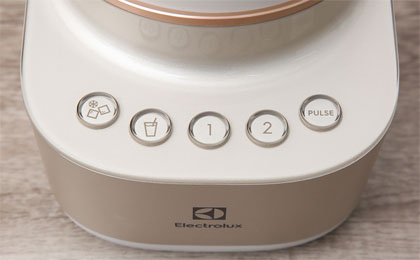 upload/images/san-pham/anh-dai-dien/may-xay-sinh-to-da-nang-electrolux-e7cb1-86sm.jpg